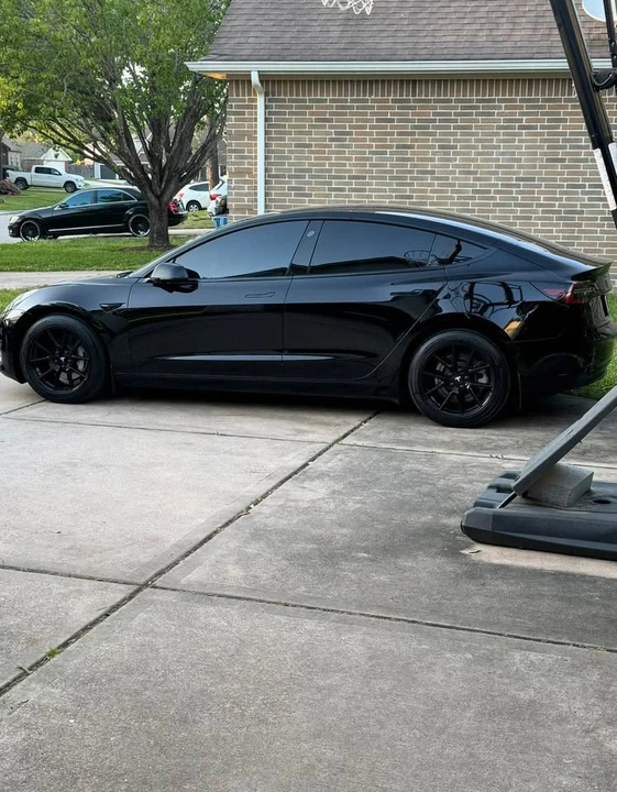 2021 Tesla Model 3 - Image 3 of 17