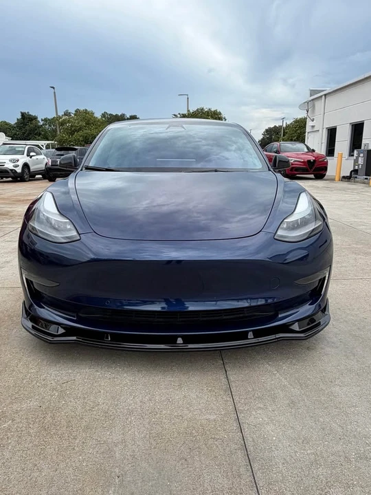 2021 Tesla Model 3 - Image 2 of 11