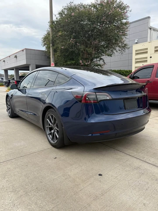 2021 Tesla Model 3 - Image 6 of 11