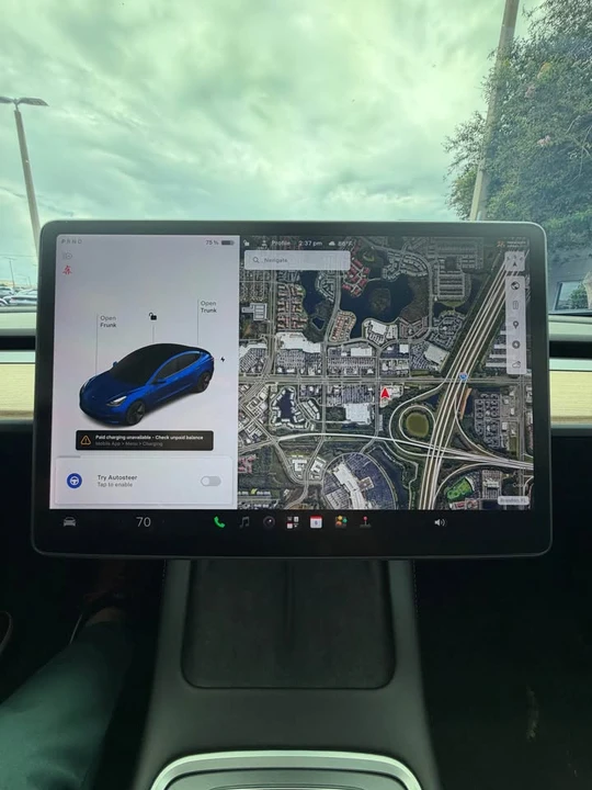 2021 Tesla Model 3 - Image 9 of 11