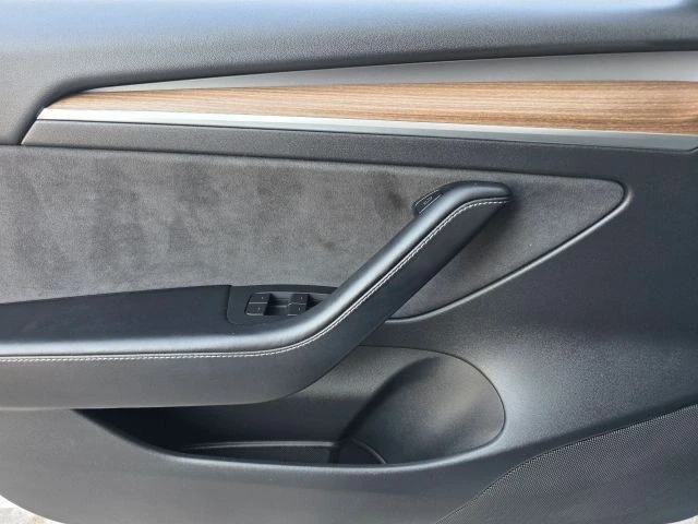 2021 Tesla Model 3 - Image 18 of 21