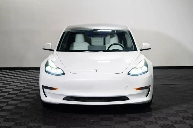 2021 Tesla Model 3 - Image 3 of 21