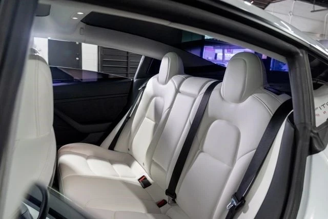 2021 Tesla Model 3 - Image 4 of 21