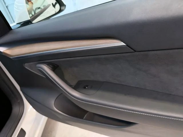 2021 Tesla Model 3 - Image 16 of 21