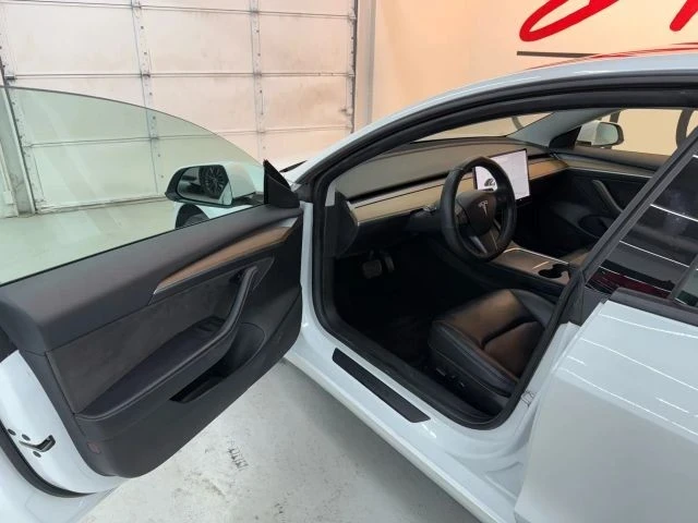 2021 Tesla Model 3 - Image 19 of 21