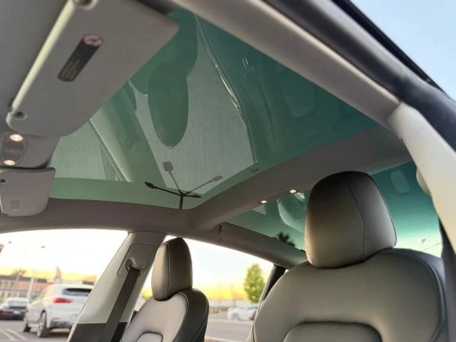 2021 Tesla Model 3 - Image 18 of 21
