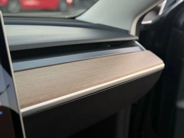 2021 Tesla Model 3 - Image 20 of 21