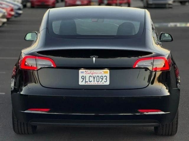 2021 Tesla Model 3 - Image 8 of 12