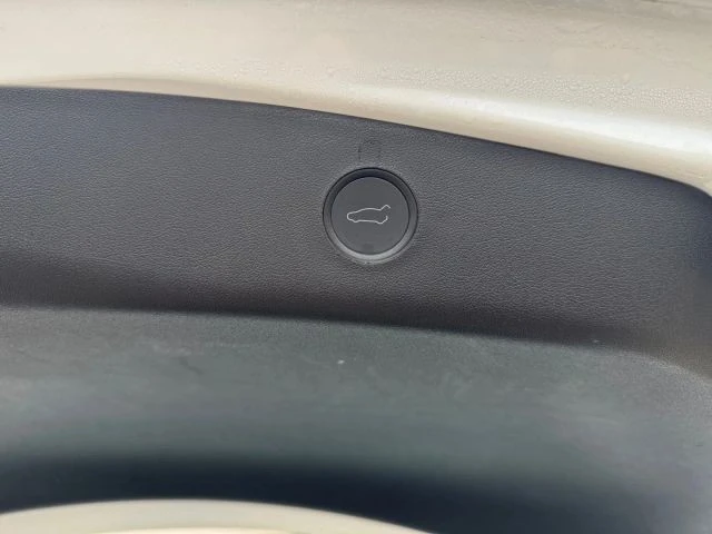2021 Tesla Model 3 - Image 14 of 21