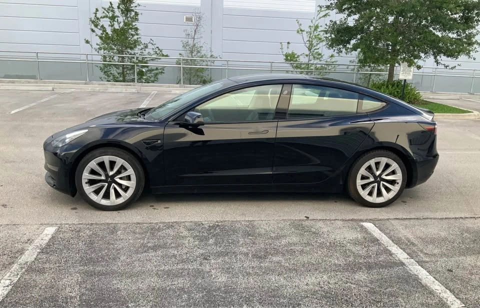2021 Tesla Model 3 - Image 5 of 19