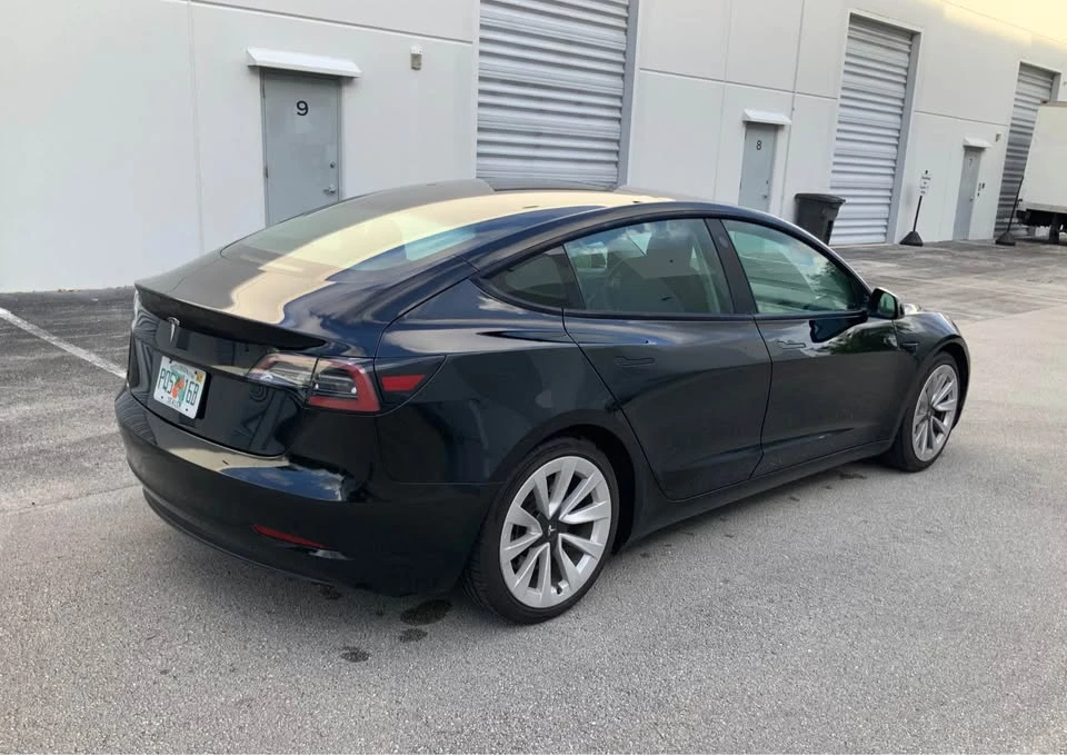 2021 Tesla Model 3 - Image 9 of 19