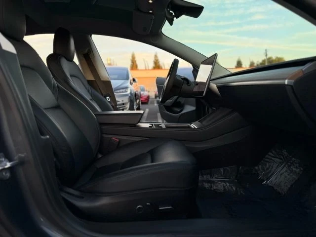 2021 Tesla Model 3 - Image 13 of 21