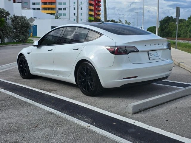 2021 Tesla Model 3 - Image 7 of 21
