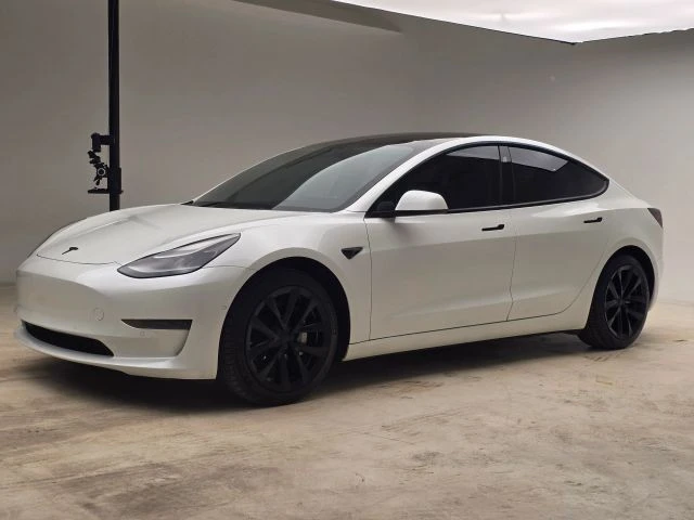 2021 Tesla Model 3 - Image 3 of 21