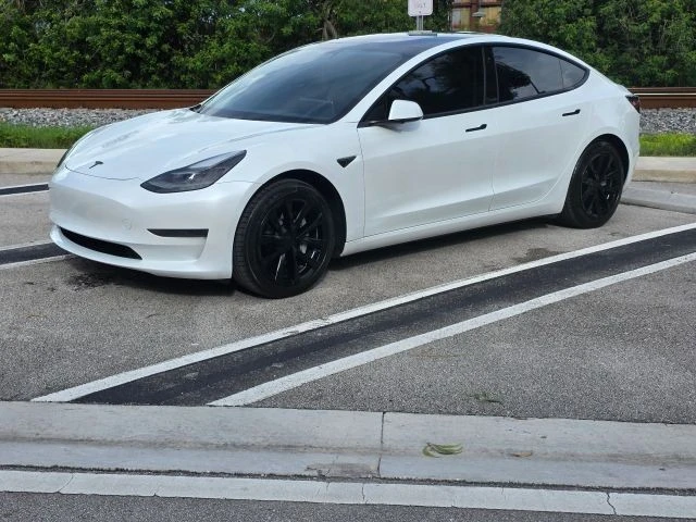 2021 Tesla Model 3 - Image 5 of 21