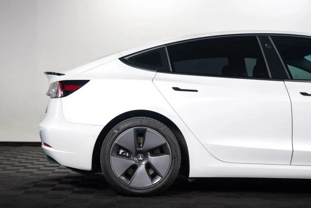 2021 Tesla Model 3 - Image 10 of 21