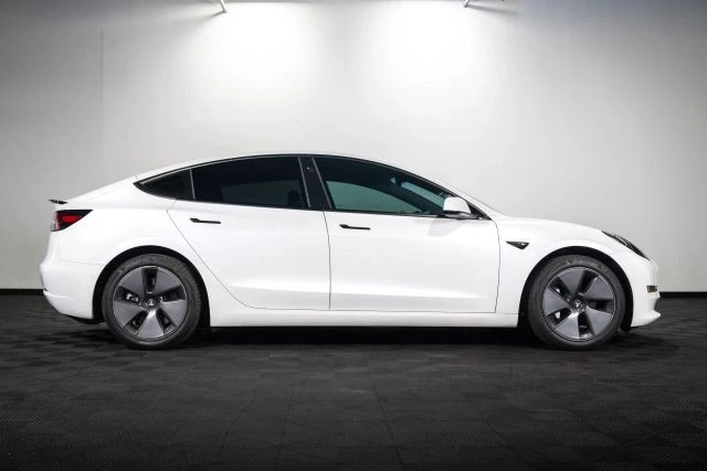 2021 Tesla Model 3 - Image 4 of 21