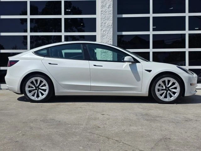 2021 Tesla Model 3 - Image 3 of 21