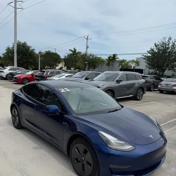 2021 Tesla Model 3 Standard Range Plus