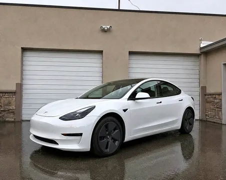 2021 Tesla Model 3 Standard Range