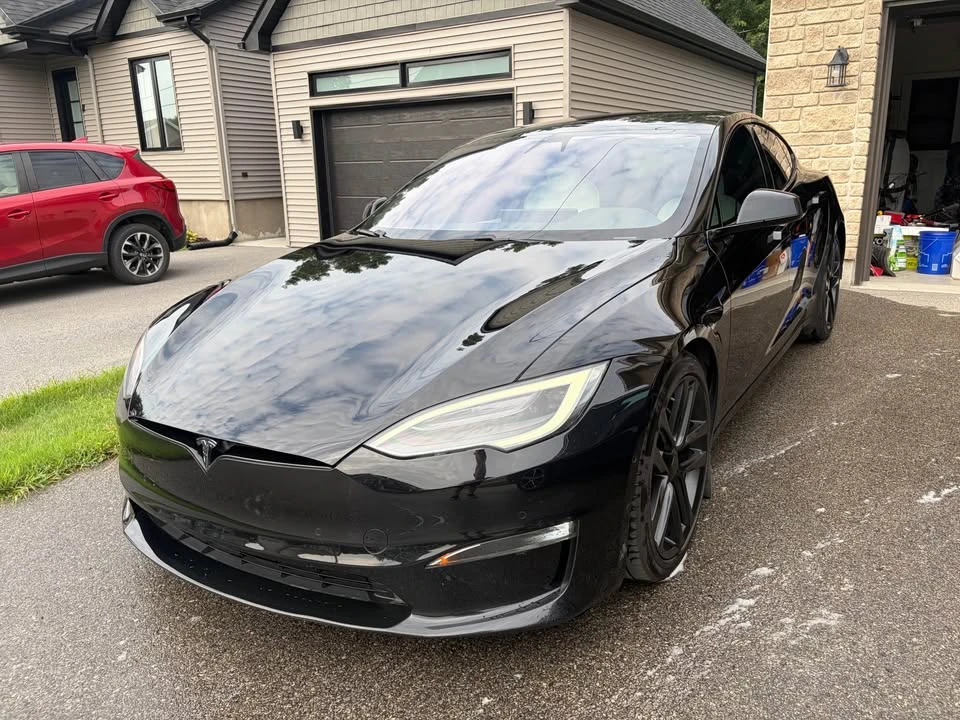 2021 Tesla Model S Plaid - Image 2 of 15