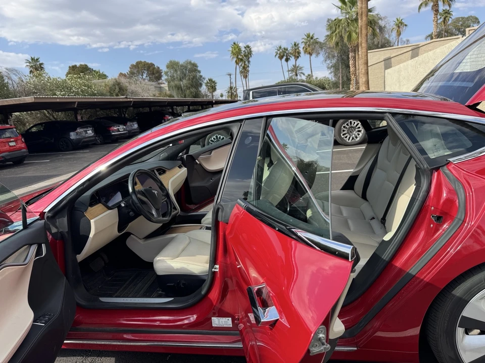 2021 Tesla Model S - Image 21 of 21