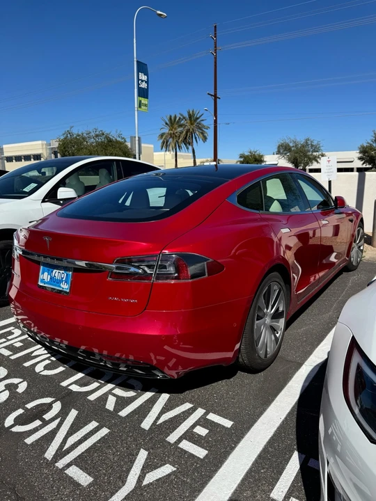 2021 Tesla Model S - Image 7 of 21