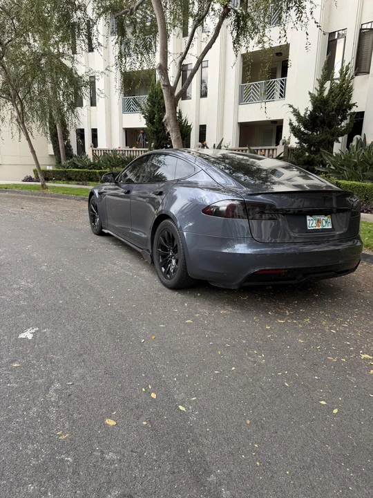 2021 Tesla Model S - Image 6 of 31