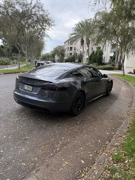 2021 Tesla Model S - Image 8 of 31