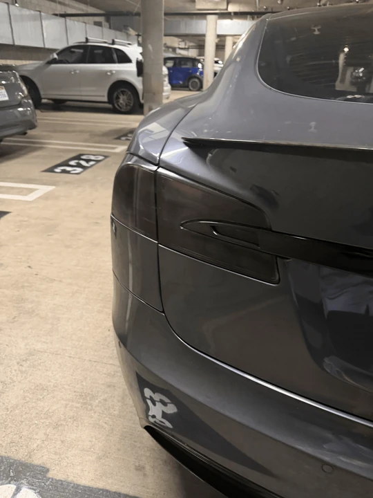 2021 Tesla Model S - Image 19 of 31