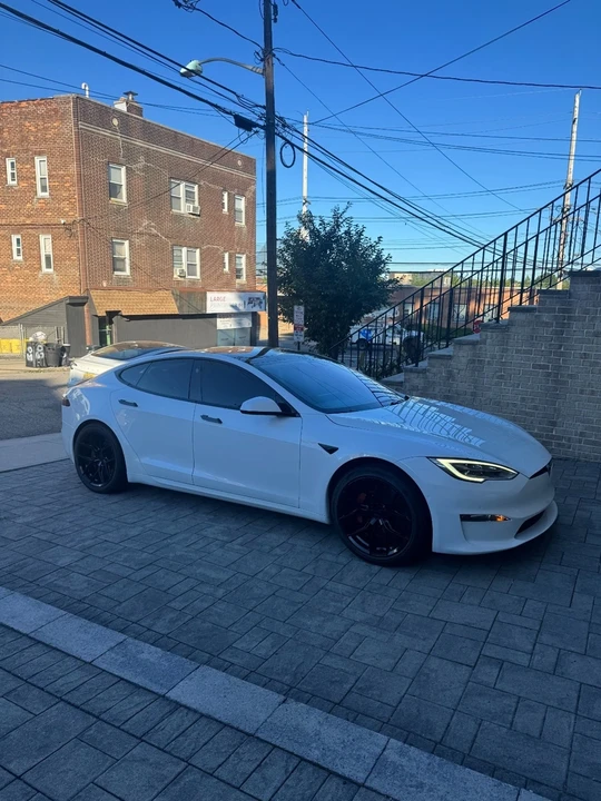 2021 Tesla Model S - Image 4 of 17