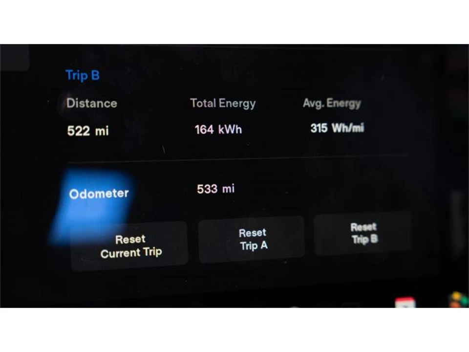 2021 Tesla Model S Plaid - Image 9 of 18