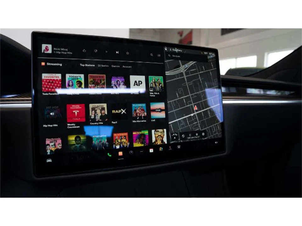 2021 Tesla Model S Plaid - Image 8 of 18