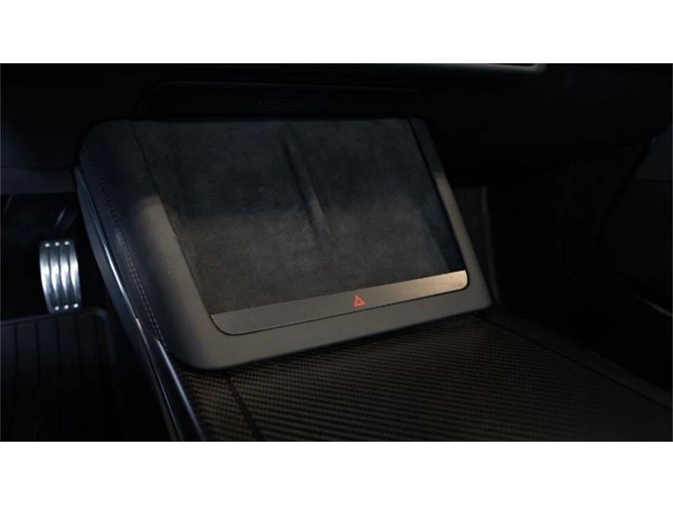 2021 Tesla Model S Plaid - Image 10 of 18
