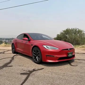 2021 Tesla Model S Plaid