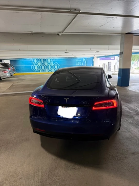 2021 Tesla Model S - Image 13 of 31
