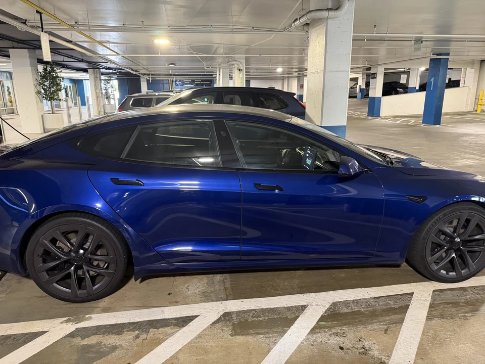 2021 Tesla Model S - Image 19 of 31