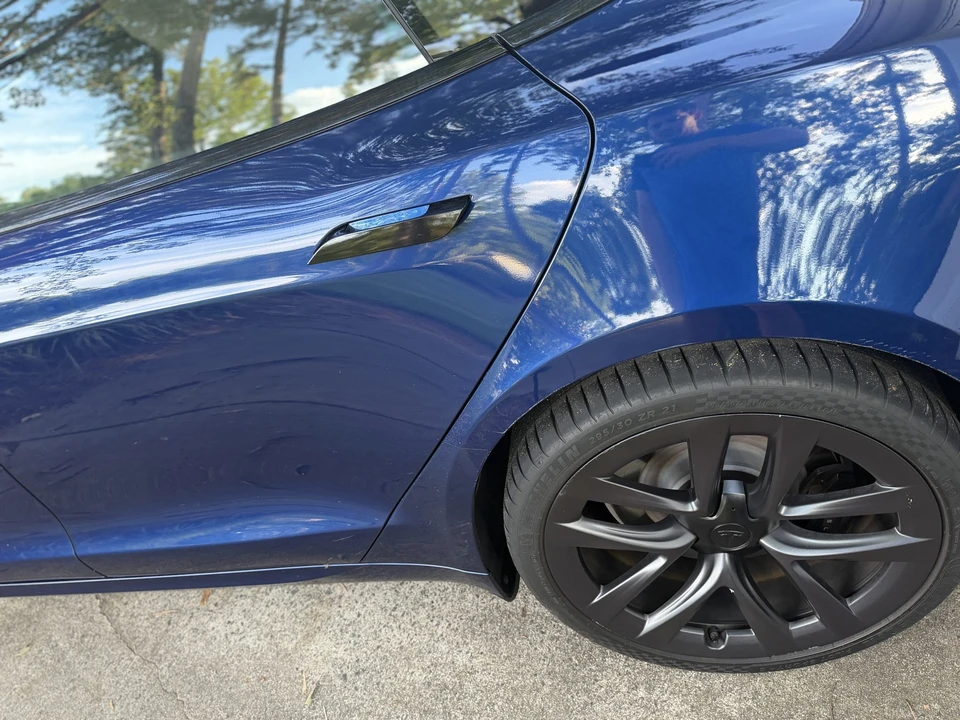 2021 Tesla Model S - Image 29 of 31