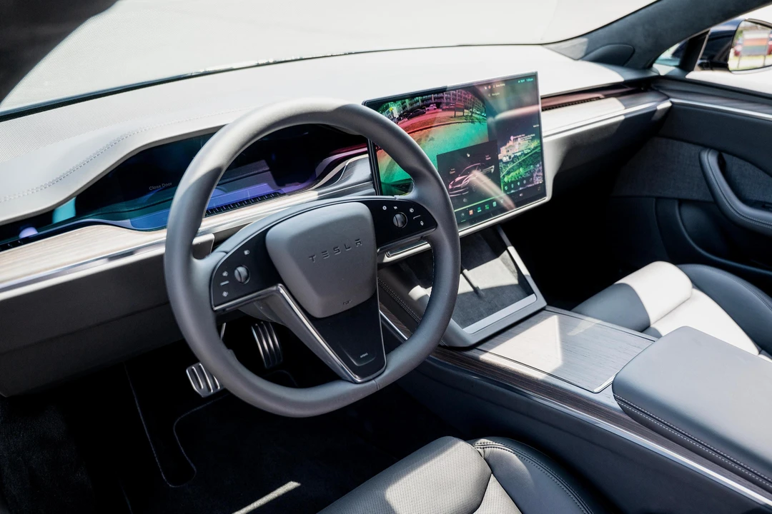 2021 Tesla Model S - Image 17 of 31