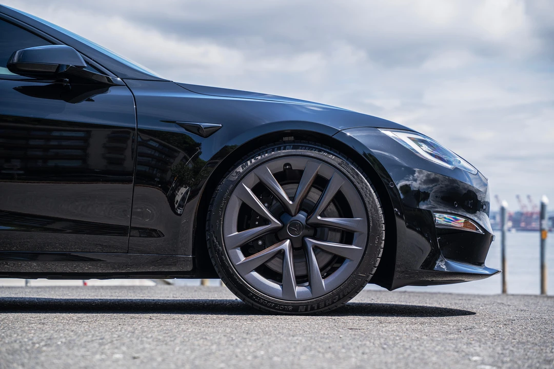 2021 Tesla Model S - Image 12 of 31