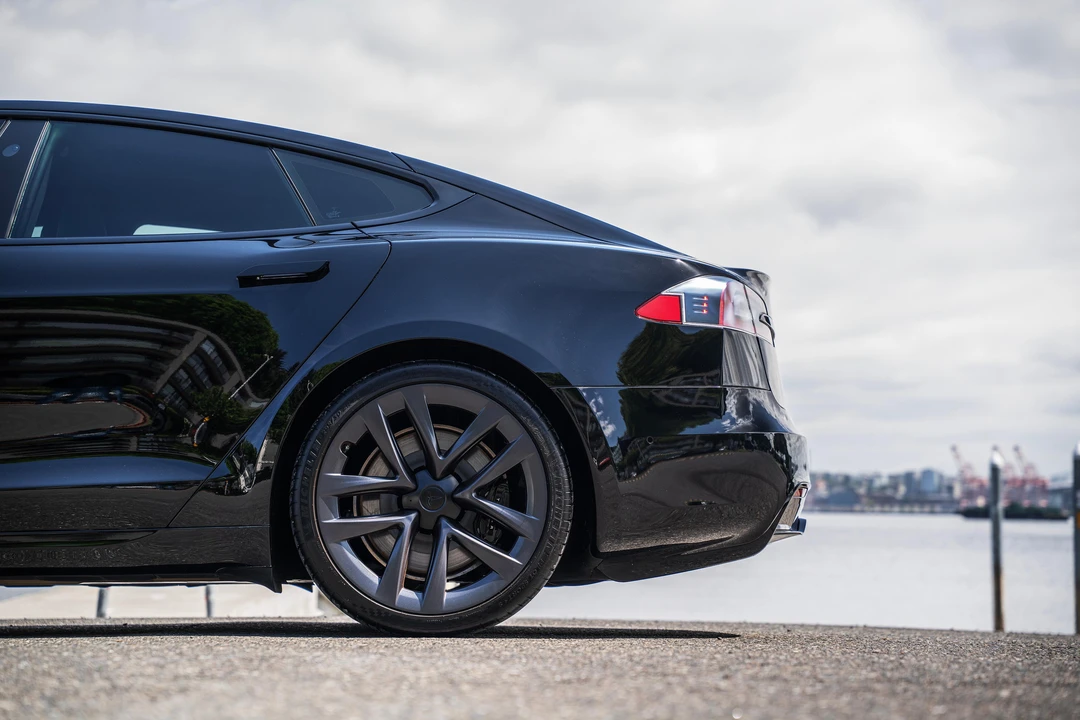 2021 Tesla Model S - Image 10 of 31