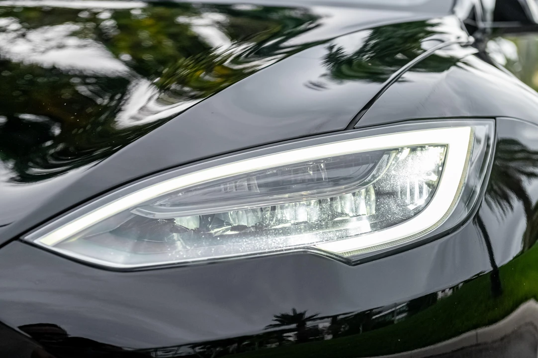 2021 Tesla Model S - Image 16 of 31