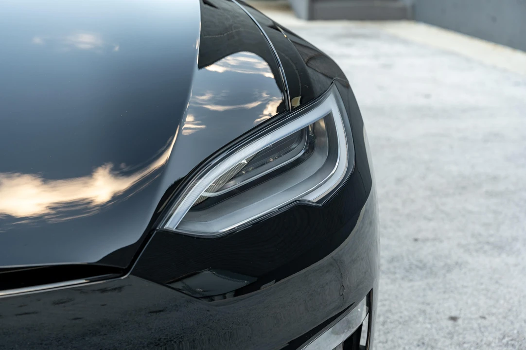 2021 Tesla Model S - Image 15 of 31