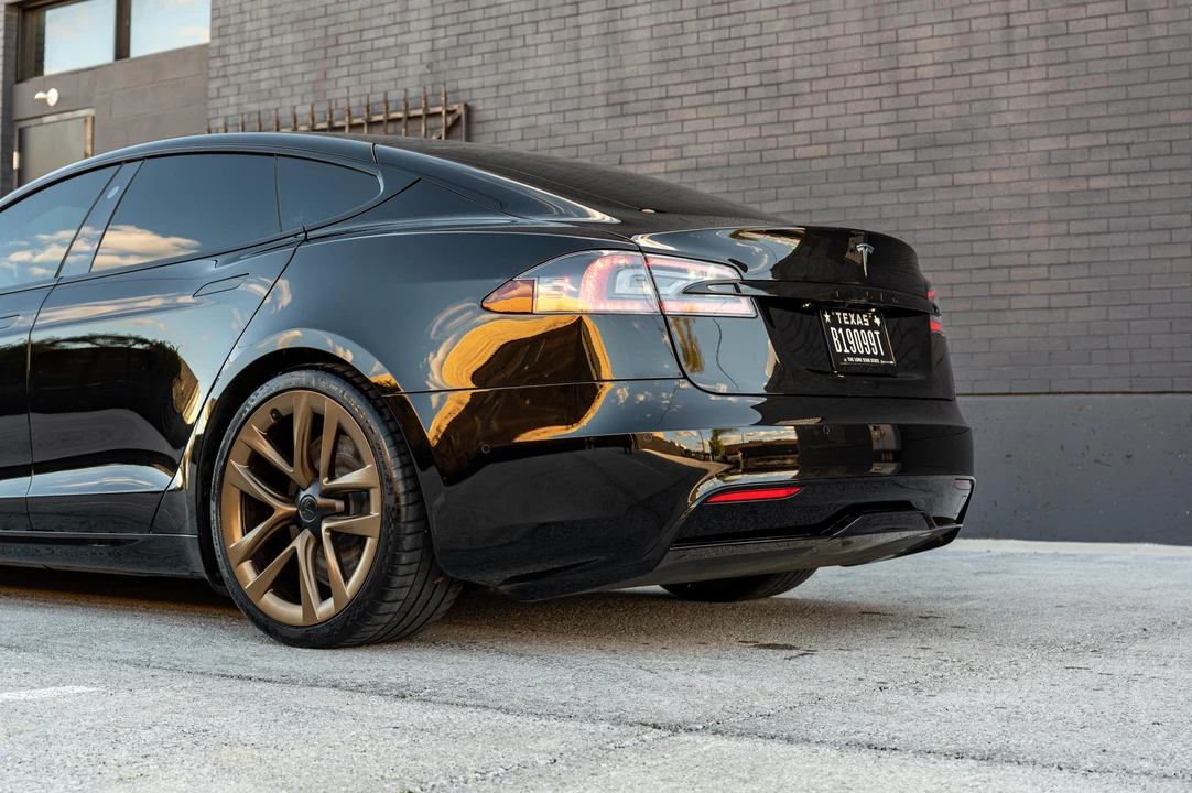 2021 Tesla Model S - Image 26 of 31