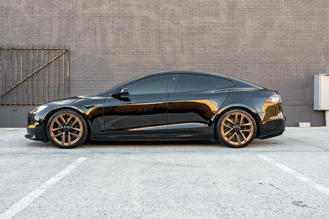 2021 Tesla Model S - Image 7 of 31