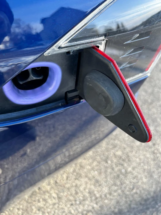 2021 Tesla Model S - Image 24 of 31
