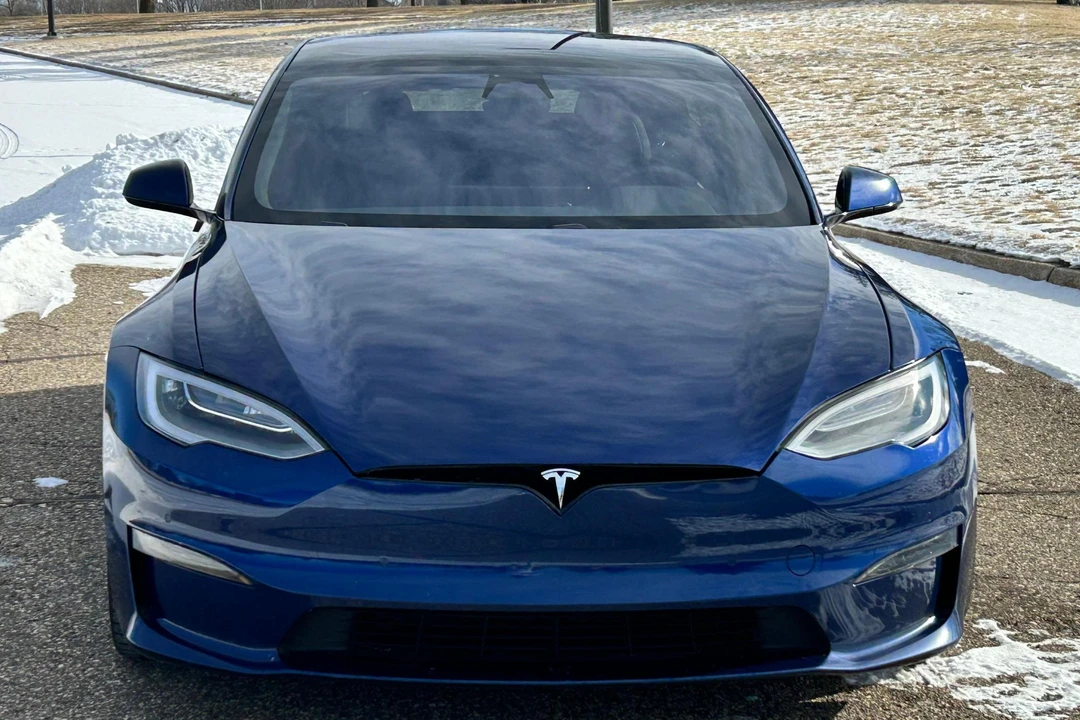 2021 Tesla Model S - Image 2 of 31