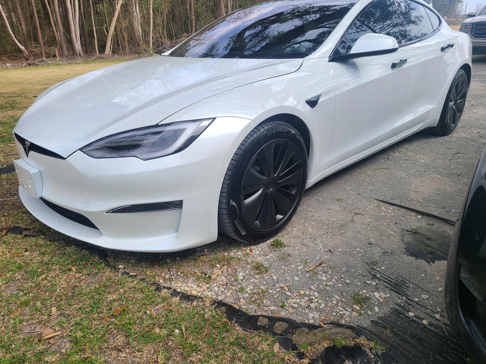 2022 Tesla Model S - Image 7 of 31