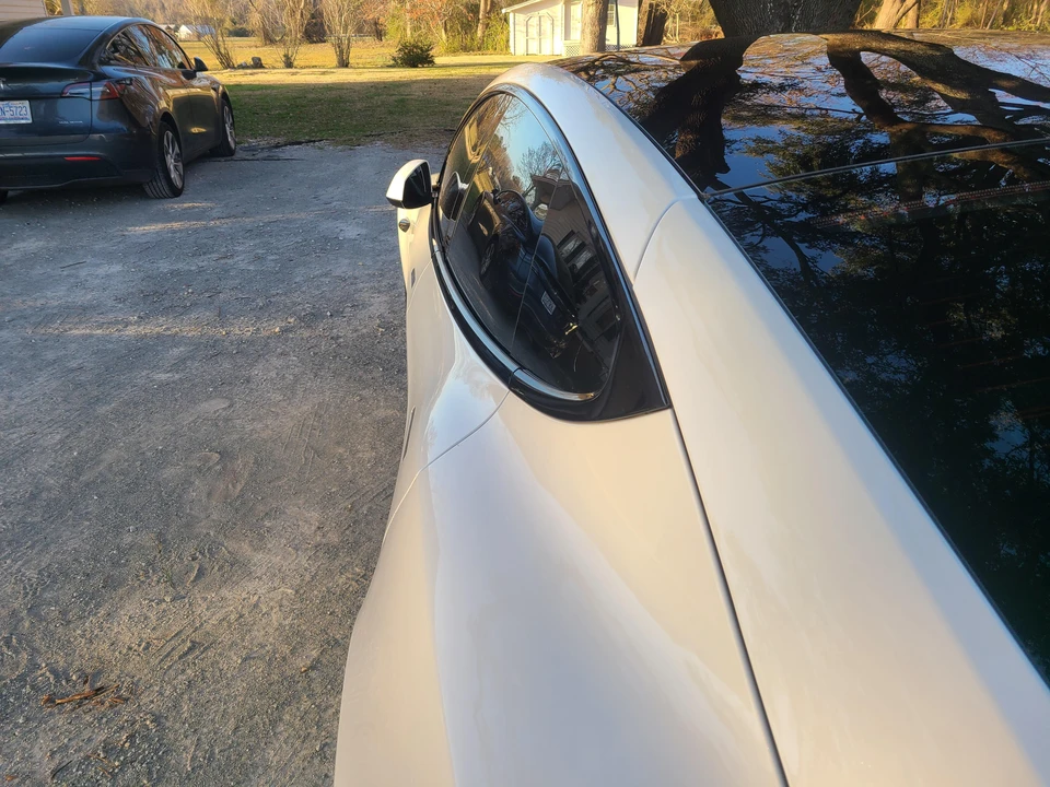 2022 Tesla Model S - Image 30 of 31