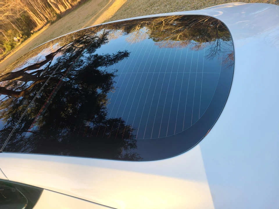 2022 Tesla Model S - Image 28 of 31